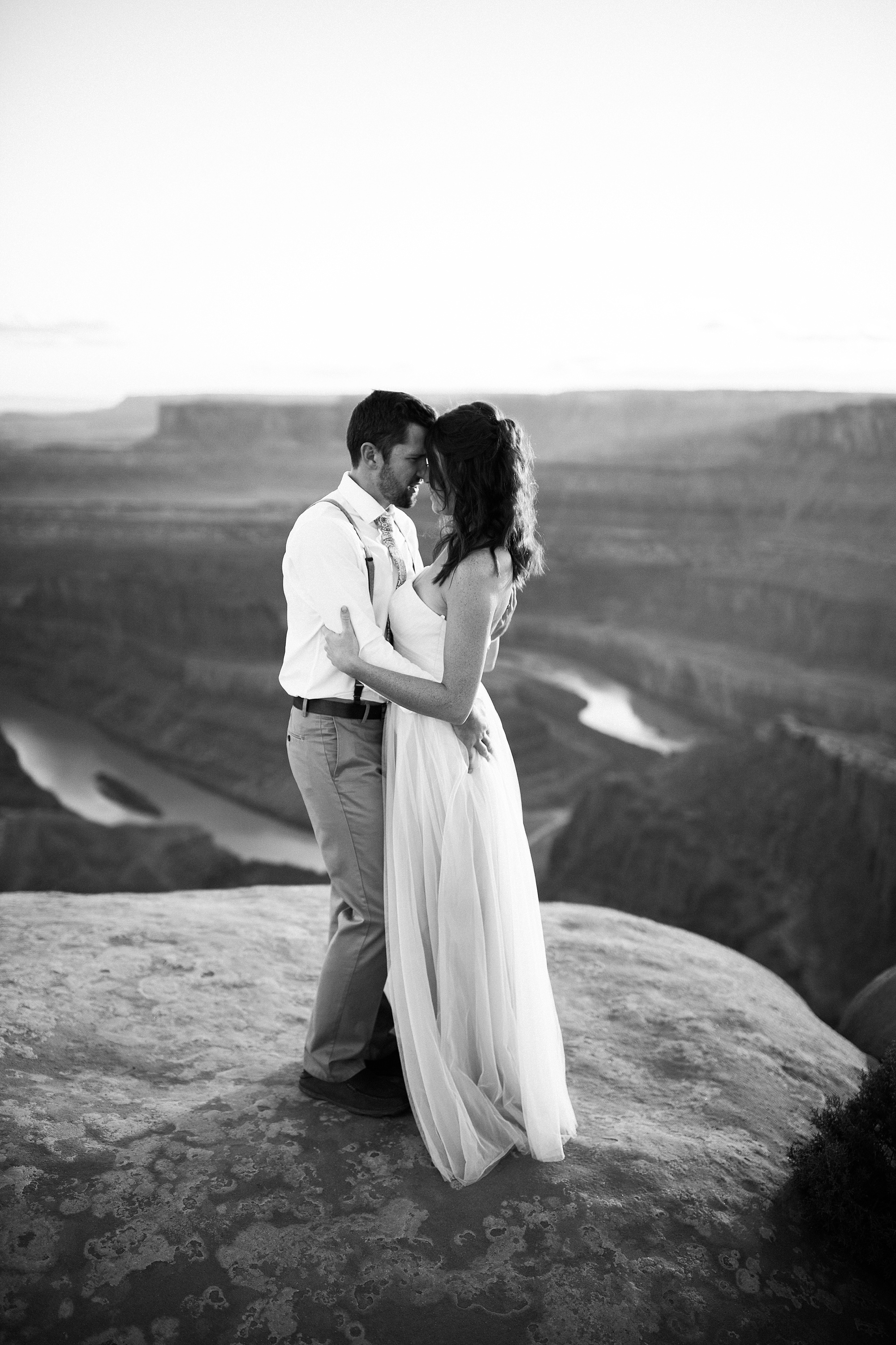 elise ryan dead horse state park elopement utah wedding hazel and lace photography