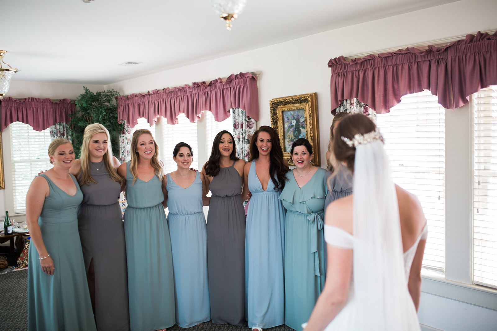 willow creek manor bride sees bridesmaids for first time