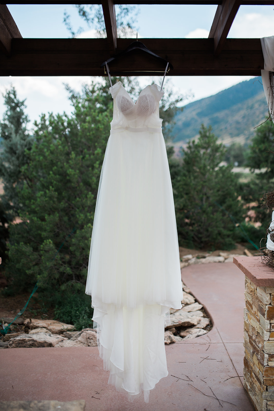 bride's dress for willow ridge manor wedding