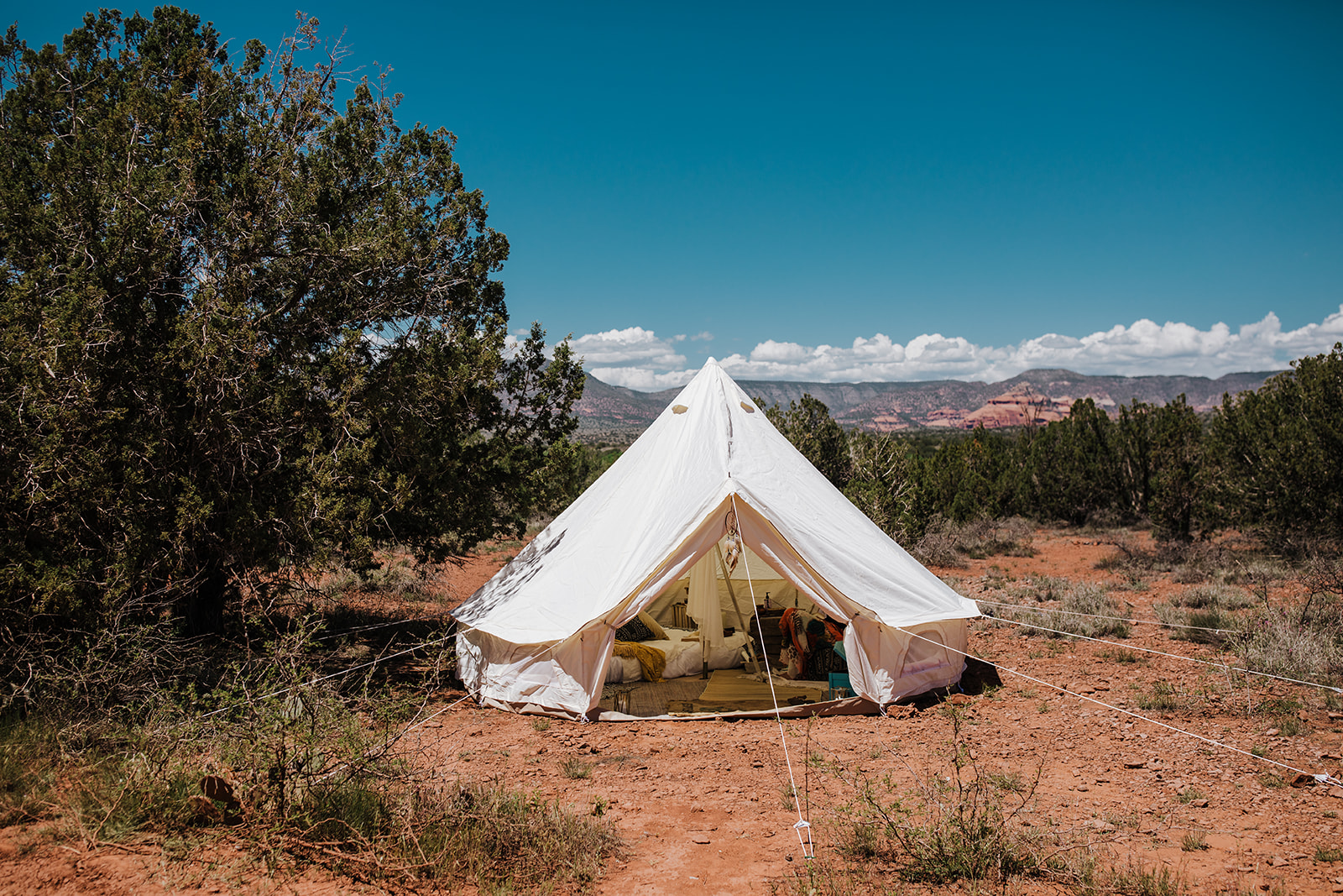 glamping tent in Sedona Arizona backdrop for elopement