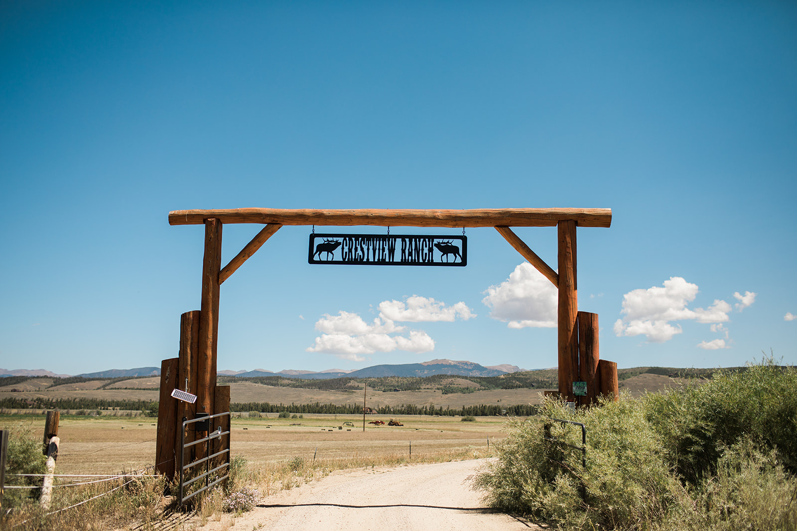 sign over Crestview Ranch entry
