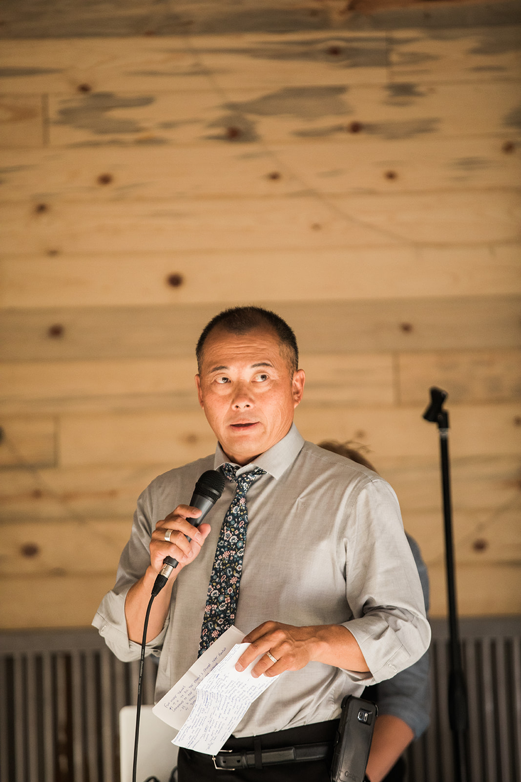 bride's father speaks at Crestview Ranch Lodge wedding reception