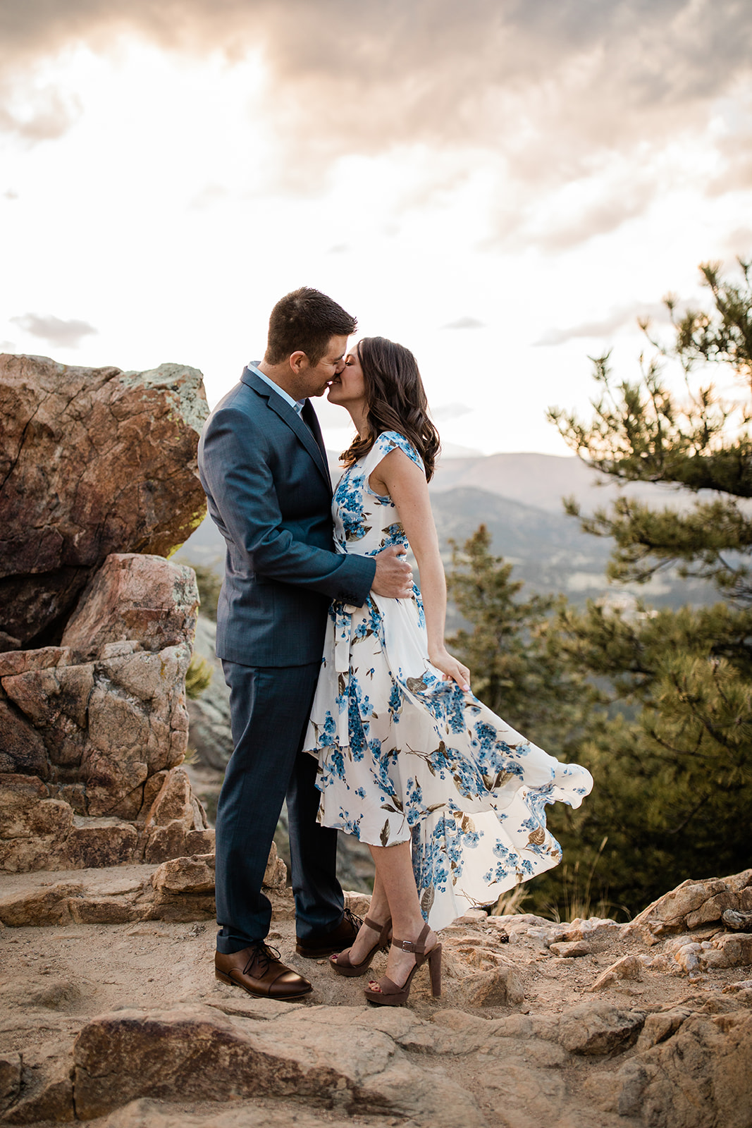 Amber and Jesse engagement photos at Lost Gulch Lookout, Boulder Colorado