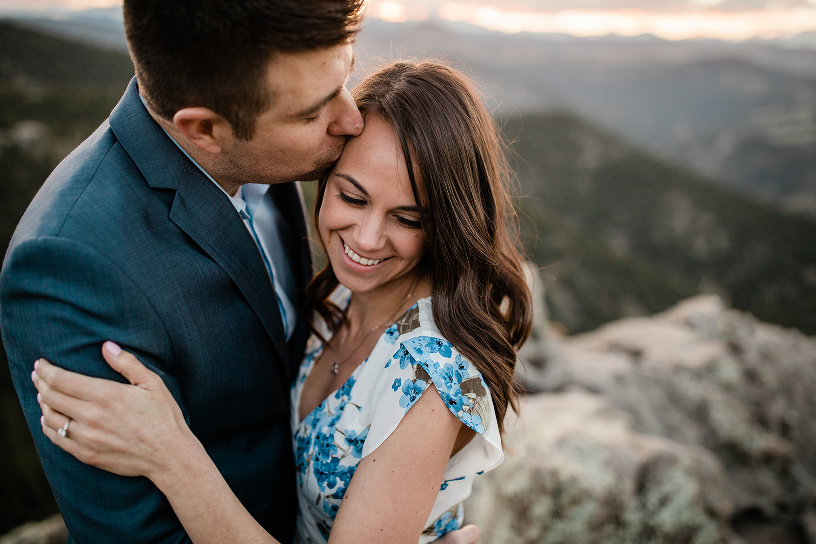 Lost Gulch Lookout engagement photo session