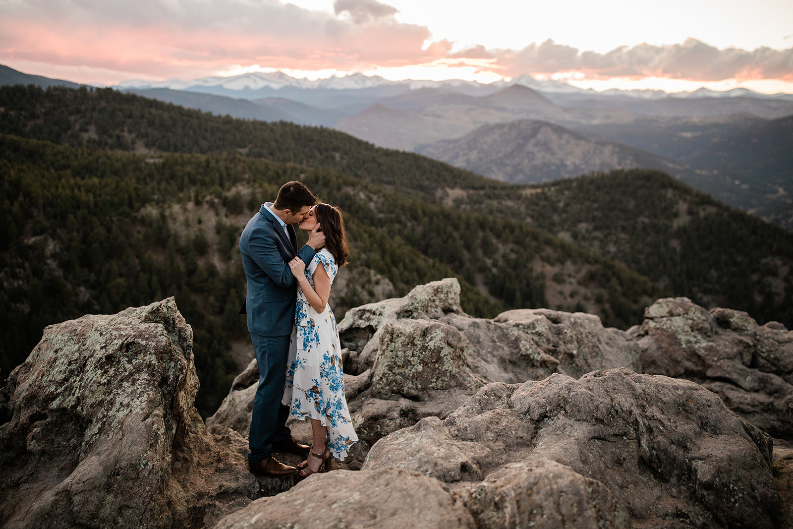 Lost Gulch Lookout engagement photo session