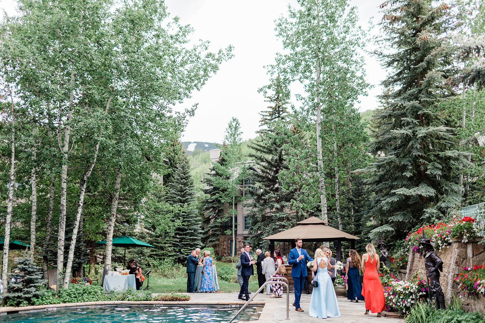 cocktail hour for Vail mountain wedding