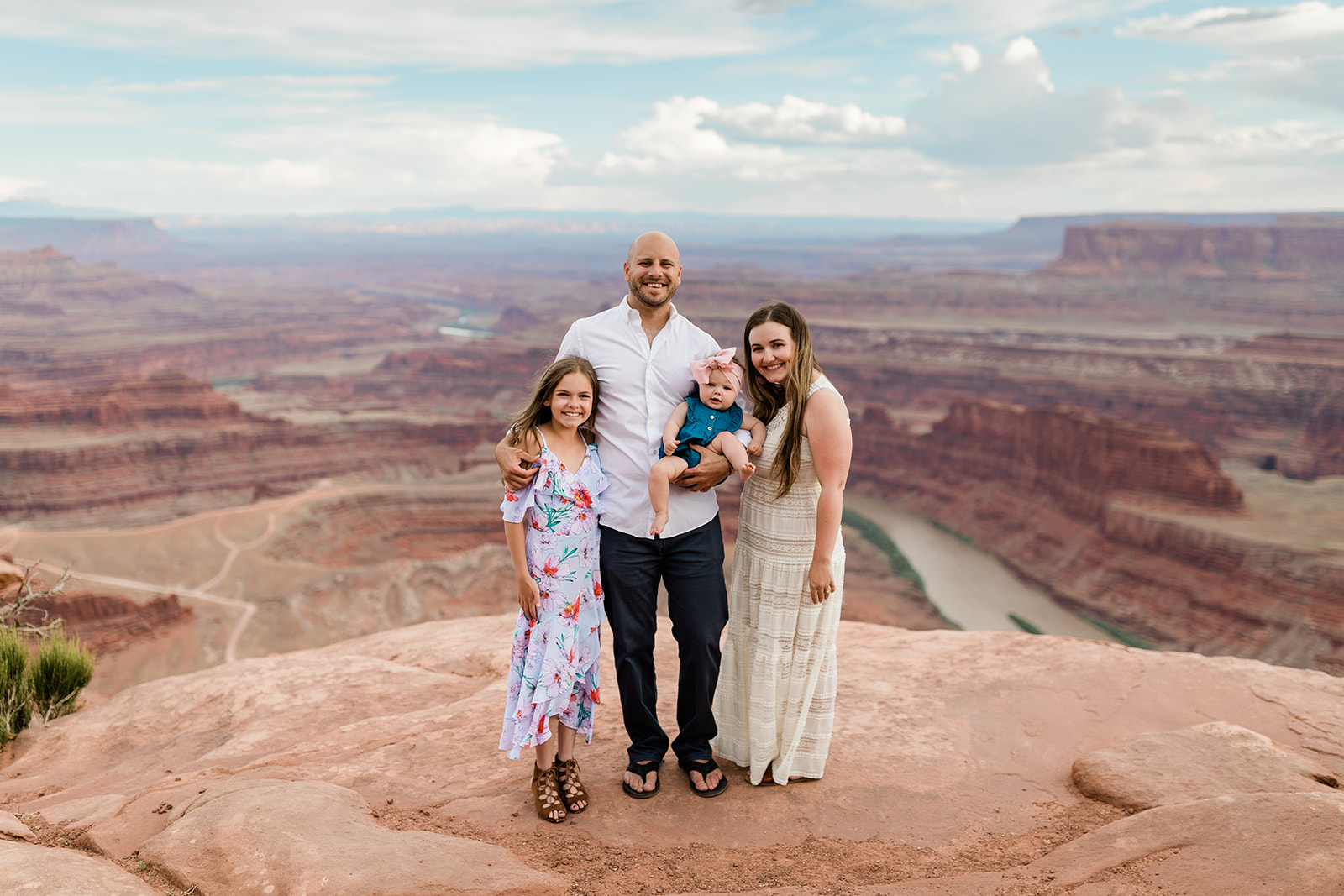 family session before engagement in Moab