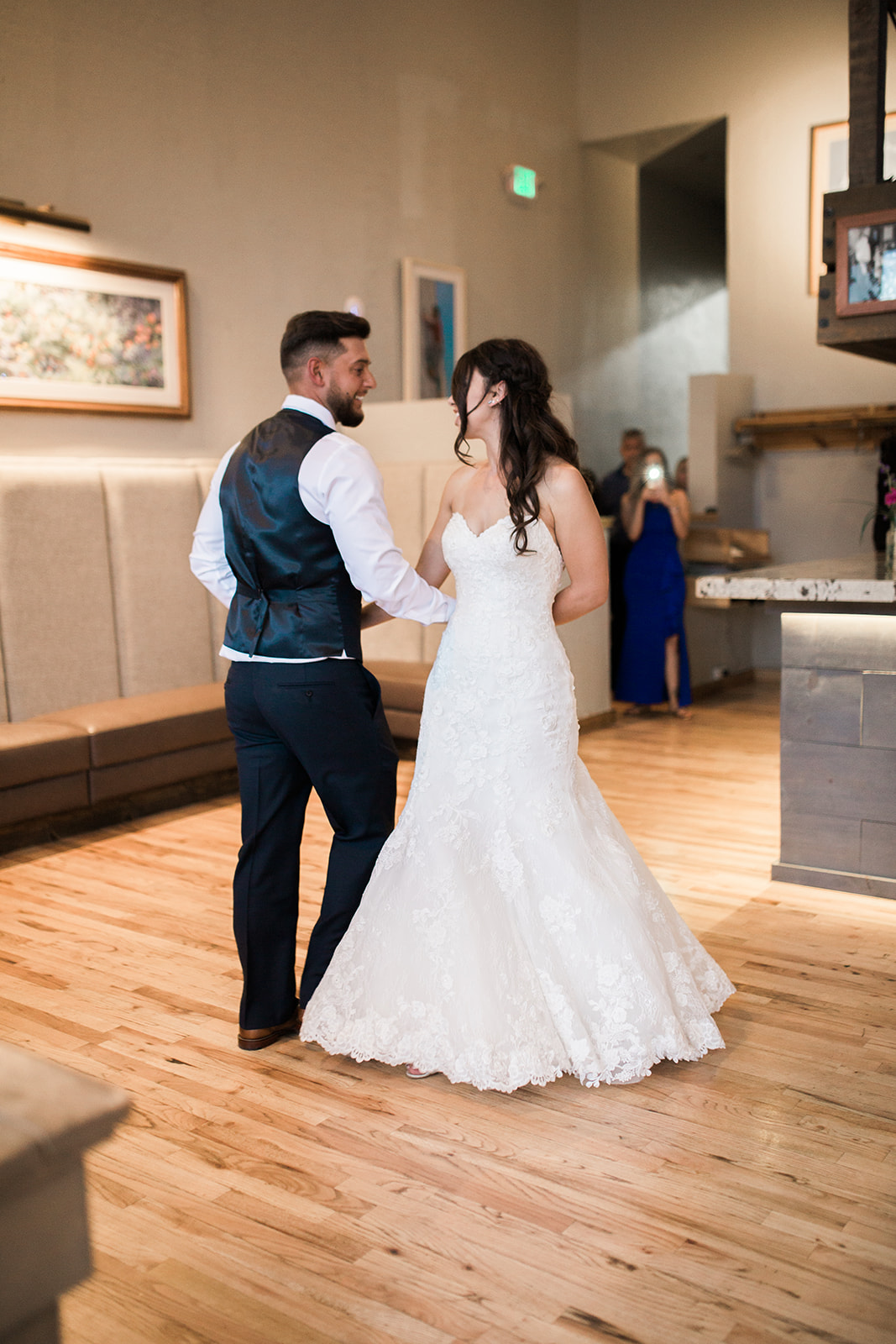 first dance at sows ear in Durango Colorado