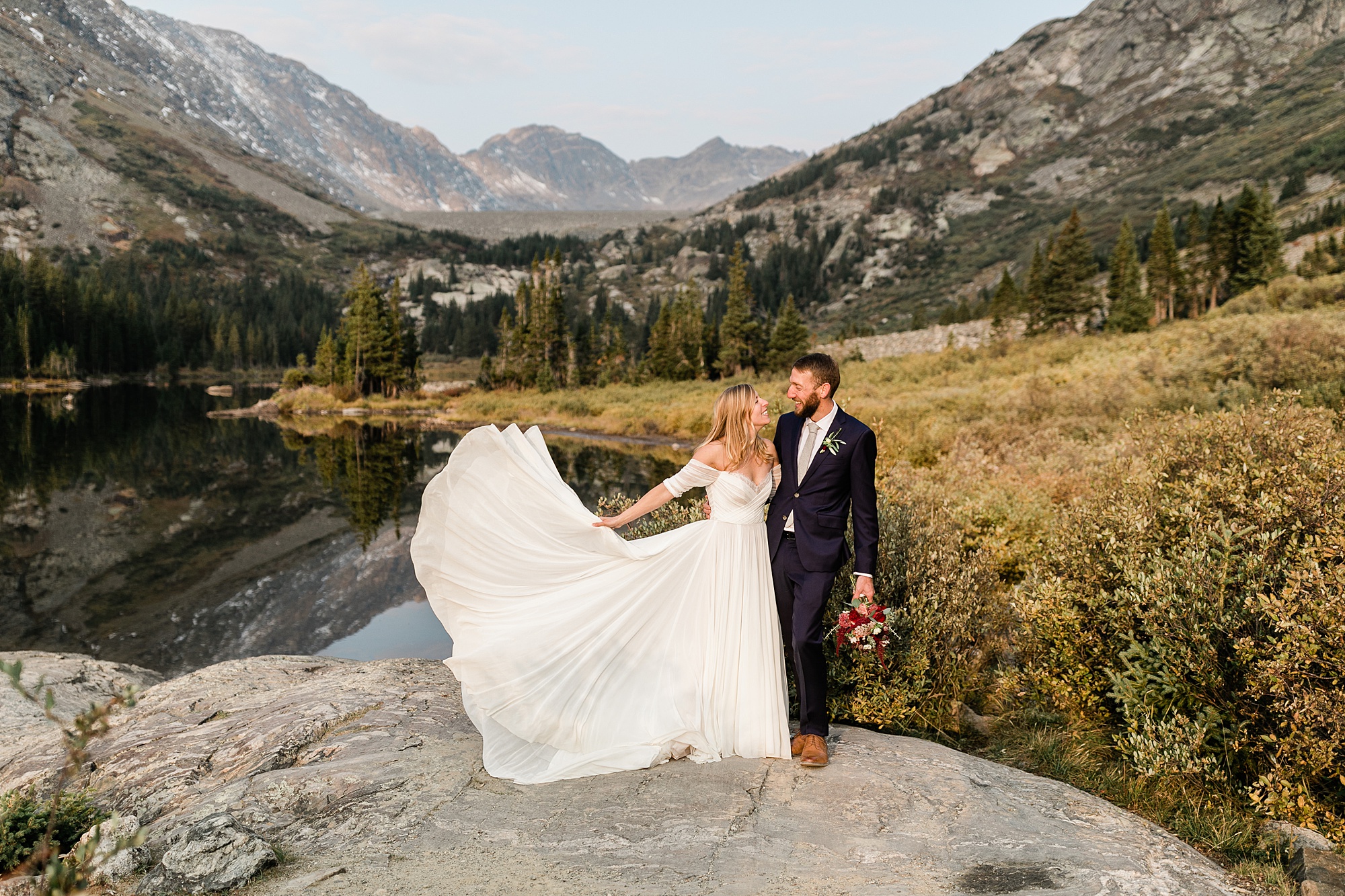 colorado elopement in the fall